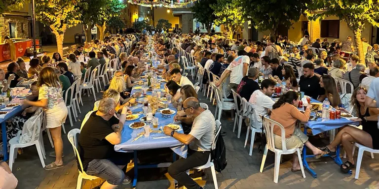 A la venda els tiquets del sopar popular de Baix a Mar