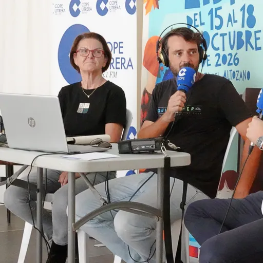 COPE Utrera en la III Semana del Libro en la plaza del Altozano