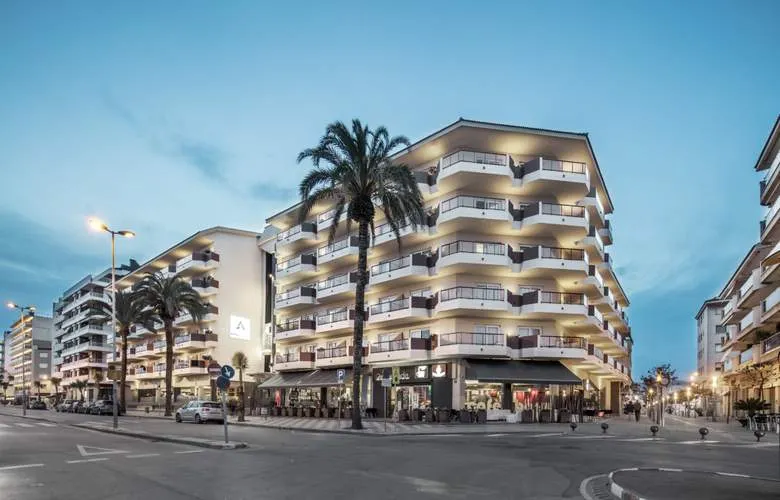 Els turistes donen un notable a la neteja dels hotels del Maresme arran de l'impacte de la Covid-19