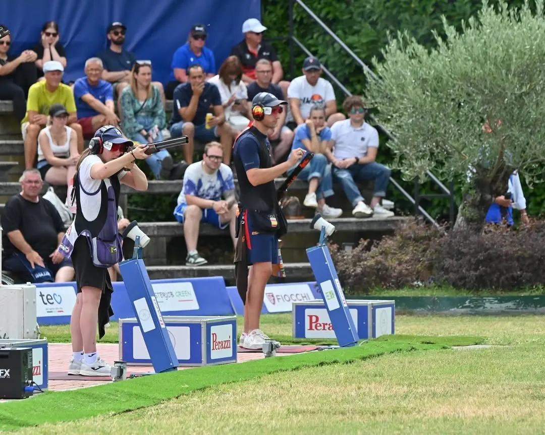 Mar Molné acaricia el bronze a mixtes de la Copa del Món d'Itàlia