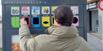 801 quilos de miniresidus reciclats a les minideixalleries urbanes, al 2022