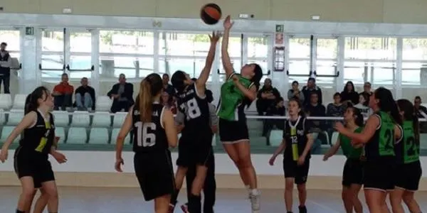L’Infantil Femen, campió de la Segona Fase Nivell B al vèncer la Salle Ploms Reus per 72 a 22