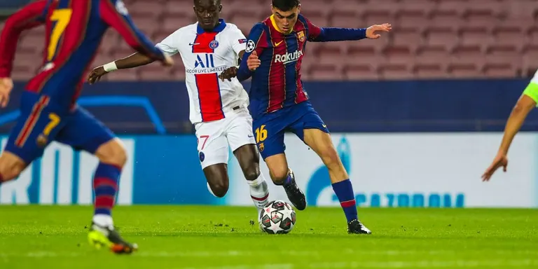 Amb cara de póker: el PSG no perdona.