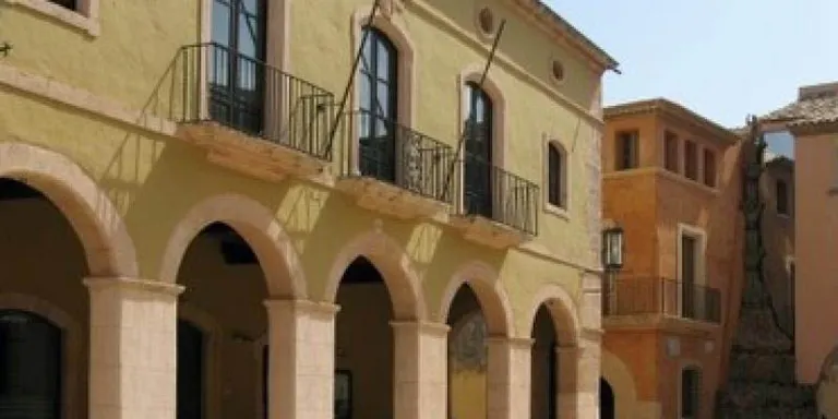 L’Ajuntament d’Altafulla congela les taxes municipals, i disminueix el coeficient de l’IBI del 0,90 al 0,88