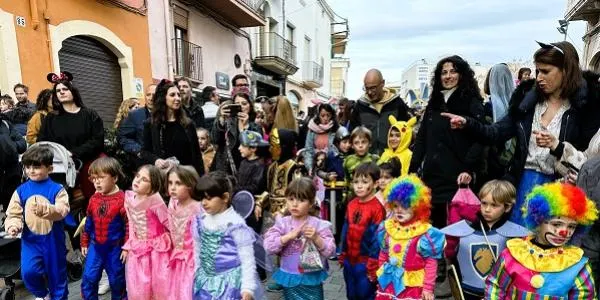 Es crea una comissió per millorar el Carnaval Infantil de Torredembarra