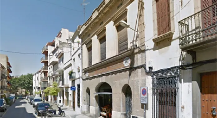 El pis estÃ  ubicat sobre la cooperativa 