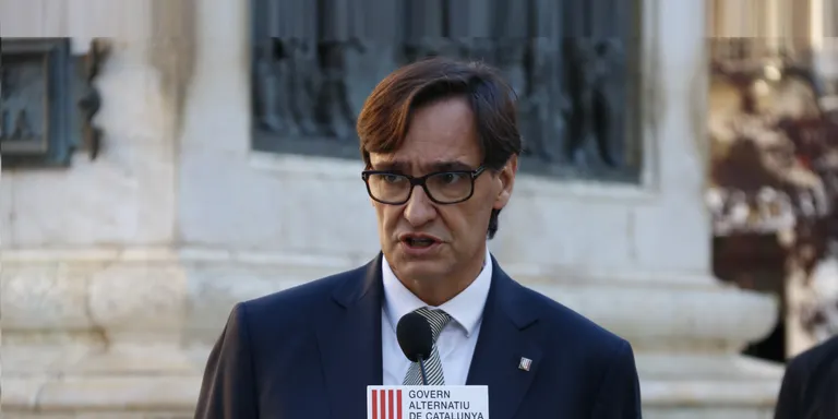 Illa insta Aragonès a triar entre la "radicalitat" de la CUP i el "centralisme" del PSC amb els pressupostos