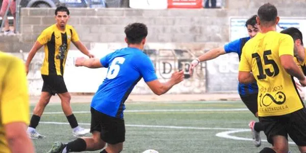 Empat estèril en el derbi entre l’Altafulla i la Riera (1-1)