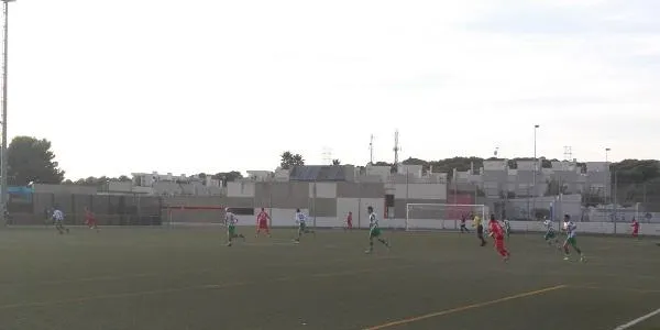 El Base Pallaresos destrossa a un Creixell amb deu jugadors (7-1)