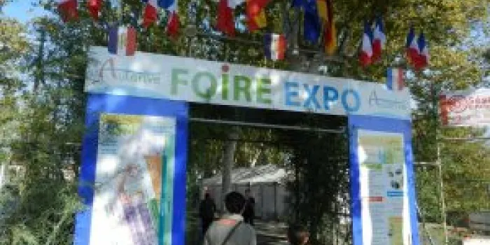 Una representació arenyenca s’ha desplaçat a Auterive per participar a una fira