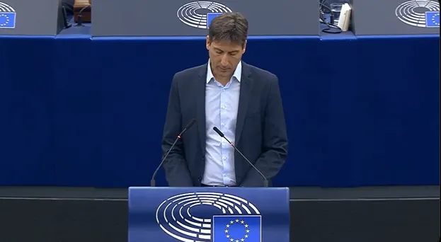Jordi Solé exigeix al govern espanyol que depuri responsabilitats pel cas Pegasus el dia que l'Europarlament aprova mesures contra l'espionatge il·legal
