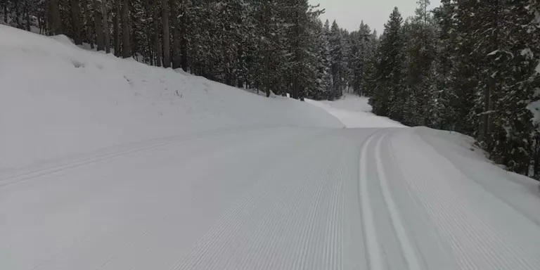 Tuixent-la Vansa, amb neu pols i tot obert per al tram final de la temporada