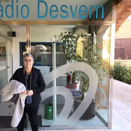 Entrevistes de la Justa del 27/1/2022 — Canvis a l’EP1/EP2 a Esplugues: impacte a Finestrelles, escoles i gent gran, i resposta veïnal de Cal Suís - episode art