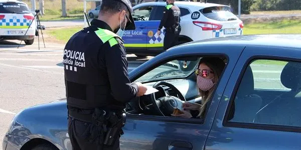 Els veïns d’Altafulla mostren el seu compromís amb les restriccions de la Covid-19 durant la primera part de les festes de Nadal