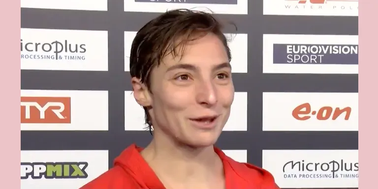 Roser Tarragó surt de l'aigua