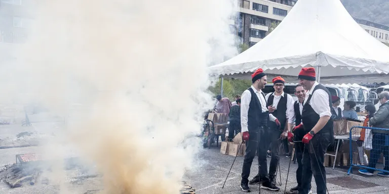 Nova edició de la calçotada de l’agermanament entre Andorra la Vella i Valls