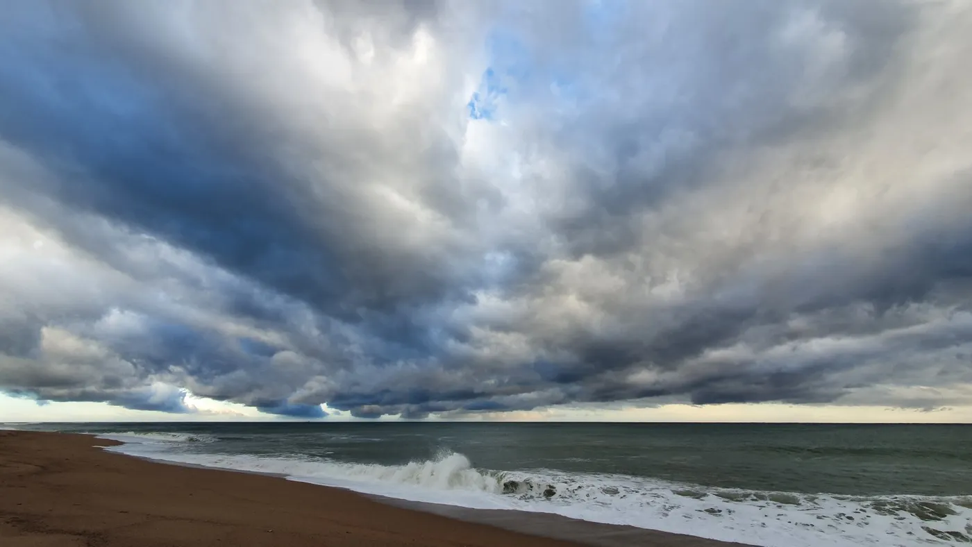La meteorologia del 2021 es tanca a Pineda com un any càlid i menys pluja de la mitjana climàtica