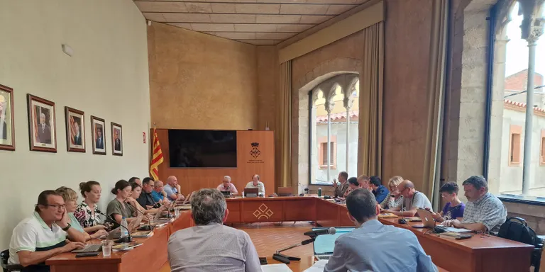 NOU REPORTATGE: El primer equip de l'Arenys de Munt Hoquei va ser rebut a l'Ajuntament pel seu ascens a la Ok Lliga