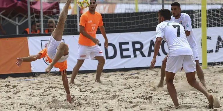 El Marina Cambrils denuncia haver estat exclòs del Campionat de Catalunya de futbol platja