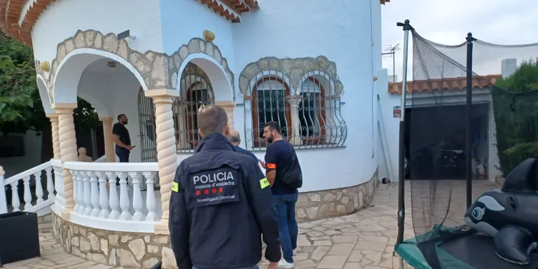 Els Mossos detenen a Tarragona un home que es lucrava amb el tràfic de persones