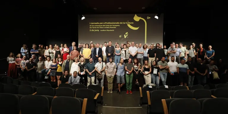 La Diputació engega el projecte #CreacióDipta per donar suport els professionals de la cultura