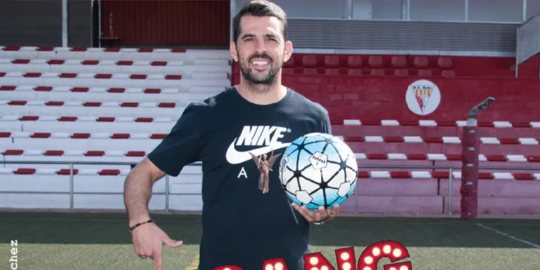 El futbolista rubinenc, Víctor Sánchez, convida a participar a la Marató de sang del 25 de juliol