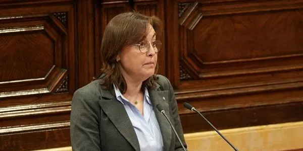 El Govern descarta reobrir negociacions amb els sindicats malgrat les protestes multitudinàries