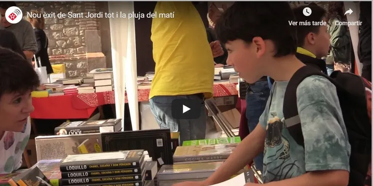 Nou èxit de Sant Jordi tot i la pluja del matí