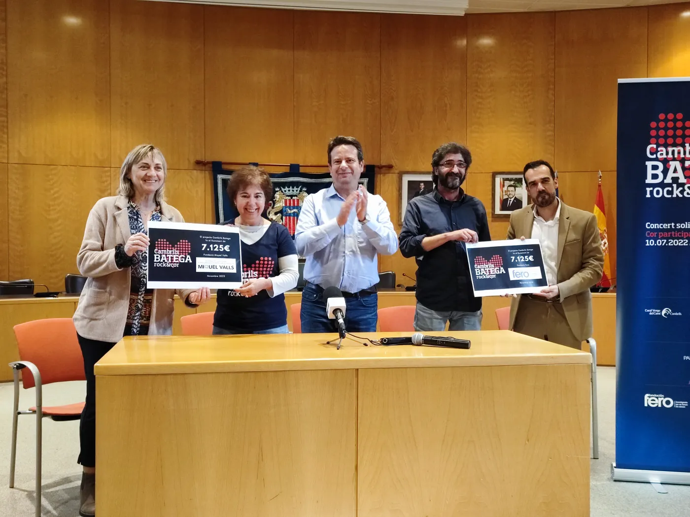 L’Ajuntament de Cambrils lliura els 14.250 euros recaptats amb el concert Cambrils Batega