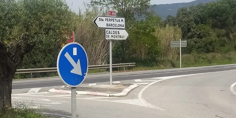 Veïns de Can Valls i Torre Negrell es queixen de la manca d’inversions municipals en aquestes urbanitzacions
