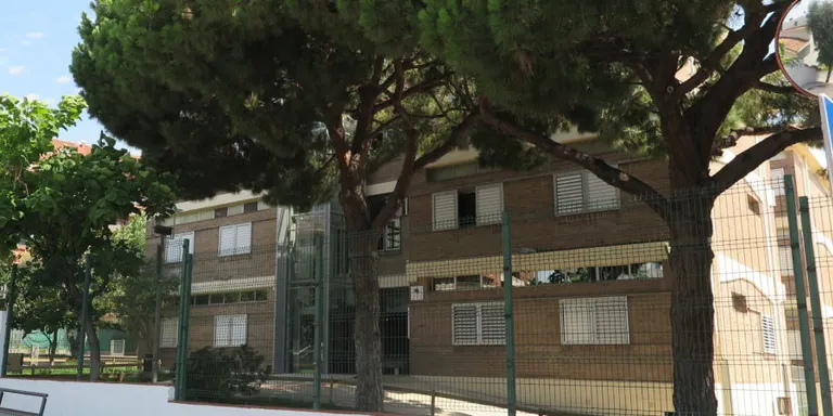 Les proves PCR realitzades als dos grups de l’escola Pérez Sala han resultat negatives