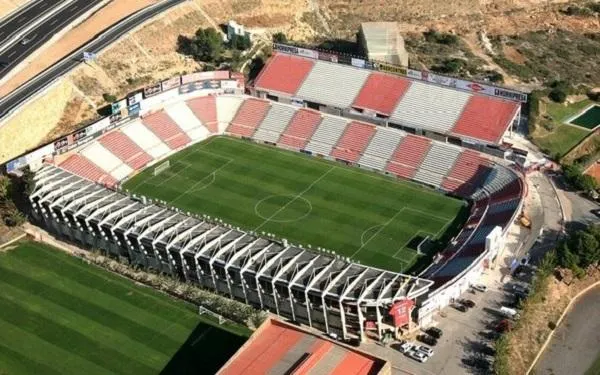 La lesió de Valentín i les sancions de Campos i Molina obligaran a fer canvis en l’onze inicial