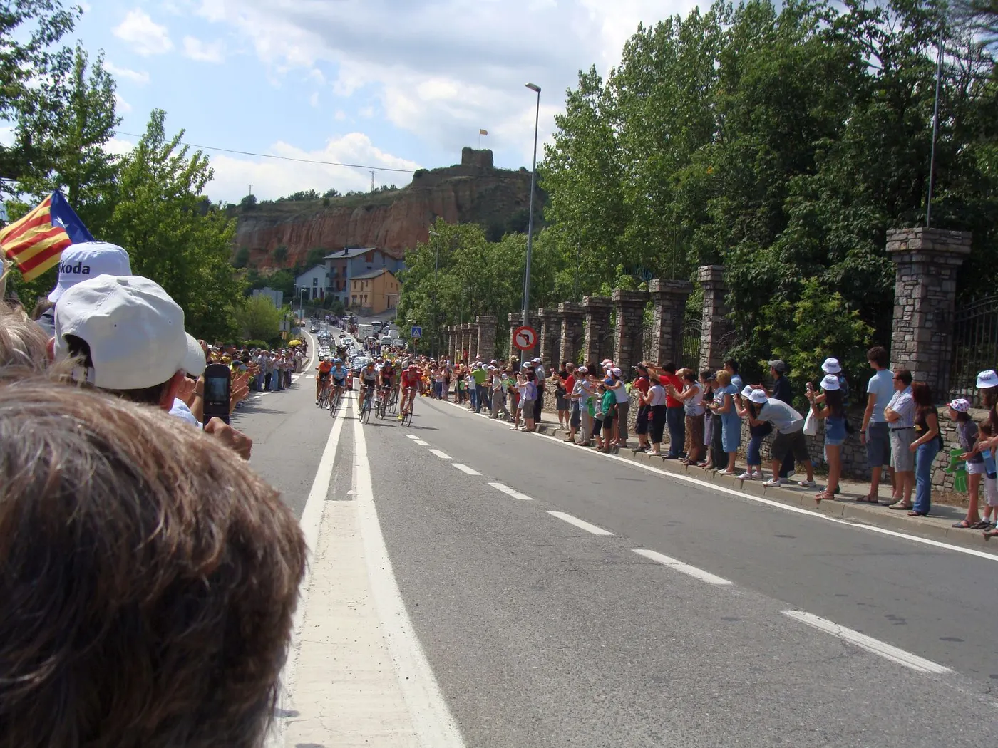 Tour 2009 a la Seu - Pas del grup capdavanter per la Seu