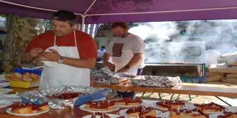 SANTO TOMAS 2018: SOLICIUD DE TXOSNAS Y PUESTOS DE VENTA DE PRODUCTOS AGRÍCOLAS