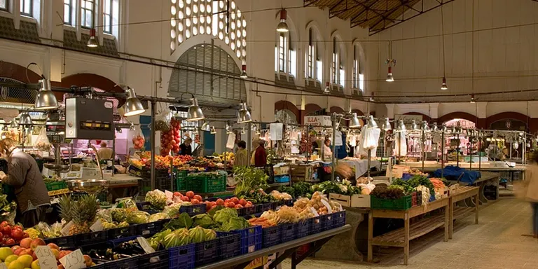 El PSC reclama un acord de consens per decidir el futur del Mercat Municipal