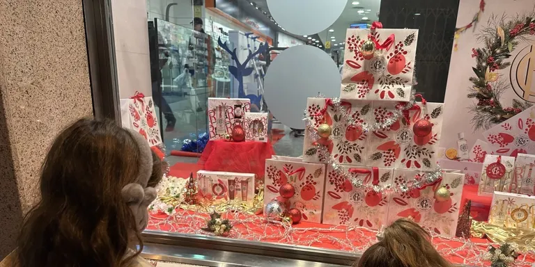 Torna la Gimcana d'aparadors de Nadal