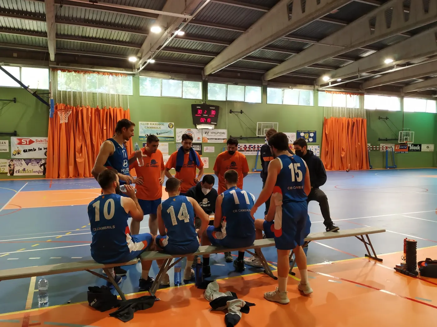 El CB Cambrils cau in extremis davant el Tortosa