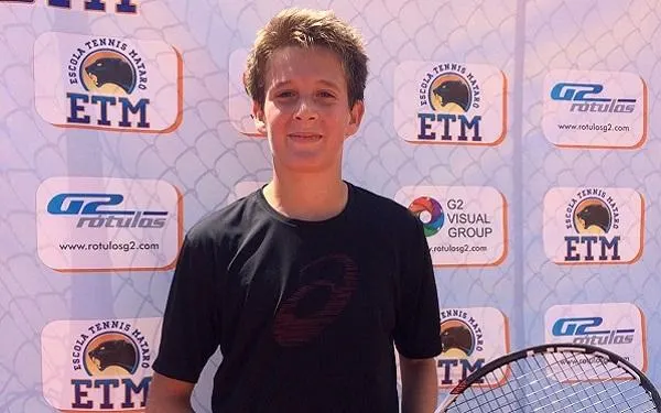 L’altafullenc Pol del Castillo guanya la fase catalana de la ‘Babolat Cup 2017’ en categoria Infantil