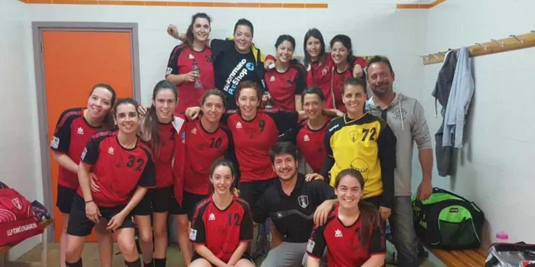 Les sèniors del CHA es juguen demà el passi pels quarts de final de la Copa Catalana d'Handbol