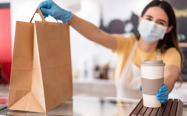 L'Ajuntament inicia una campanya per garantir les mesures sanitàries als establiments calderins