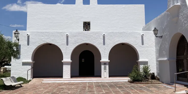 El Museu de Cambrils dona a conèixer la història de les esglésies de Vilafortuny amb un tríptic