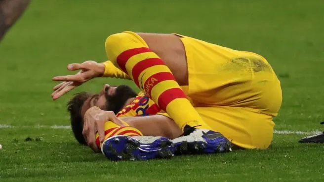 Gerard Piqué, pendent d'operació