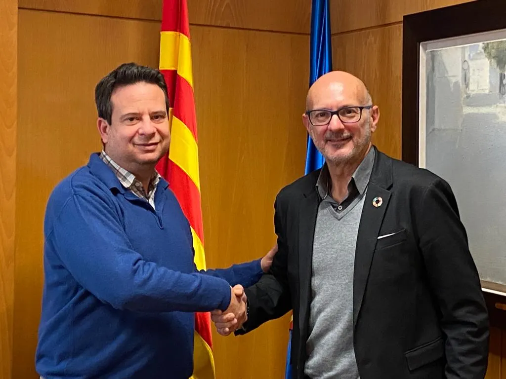 L’Alcalde de Cambrils es reuneix amb el Consell Català del Moviment Europeu per col·laborar plegats 