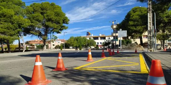 Habiliten un espai a la calçada del carrer Alcalde Pijuan per ubicar-hi els nous contenidors de la brossa
