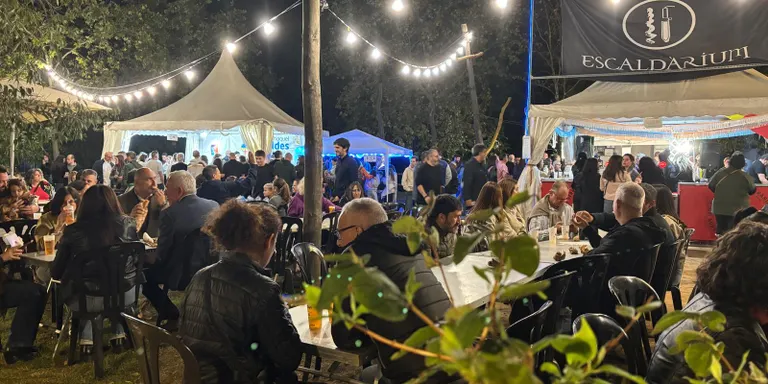 Els Catarres apleguen més de 5.000 persones al Parc de Can Rius, l’acte més multitudinari de la Festa Major