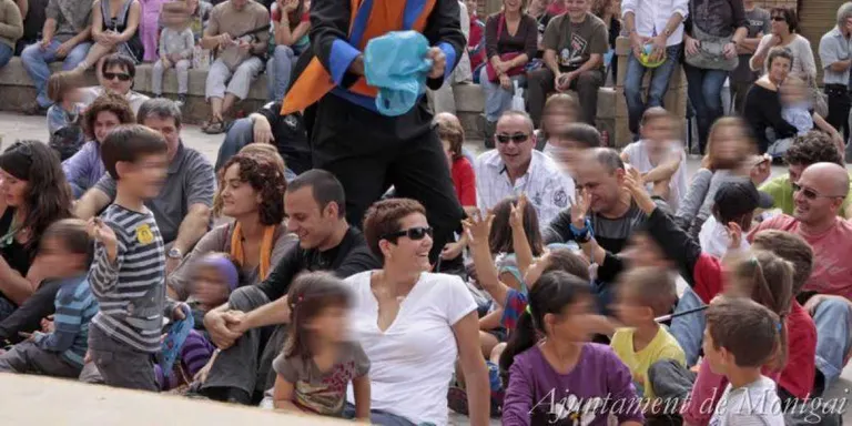 Montgai Màgic obre portes amb més de 70 espectacles programats i 50 mags
