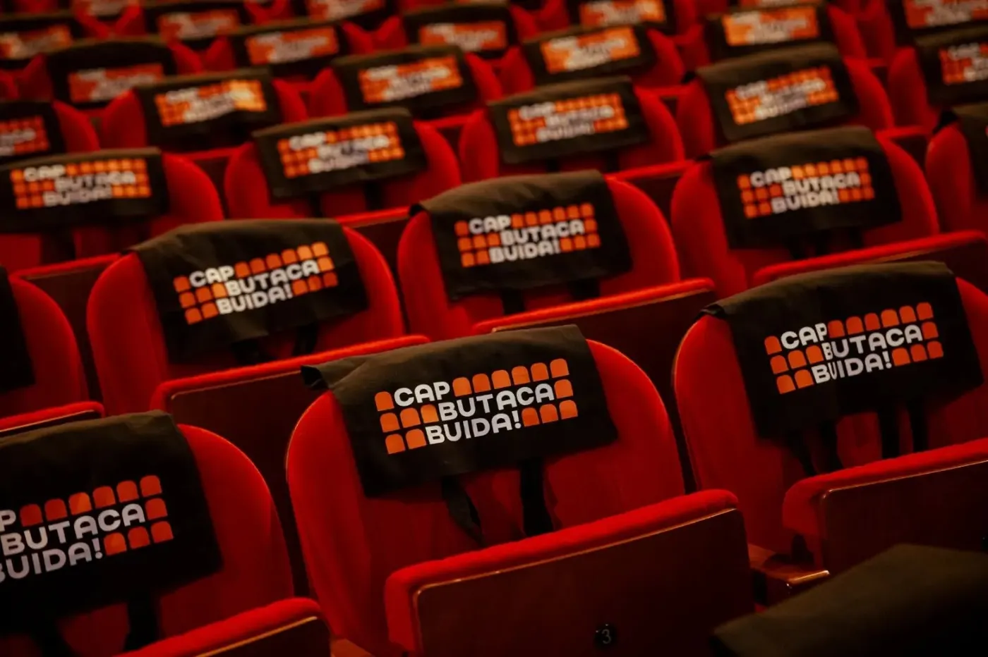 Valls se suma a la campanya “Cap butaca buida”