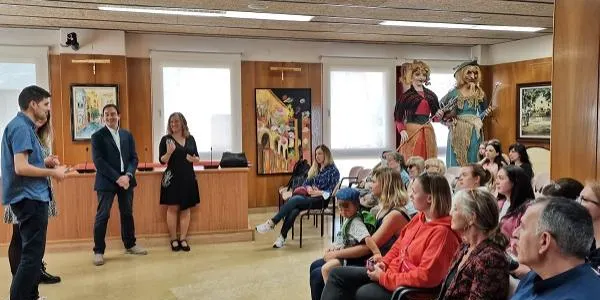 Una quinzena de refugiats ucraïnesos arriben a Altafulla per "iniciar una nova vida"
