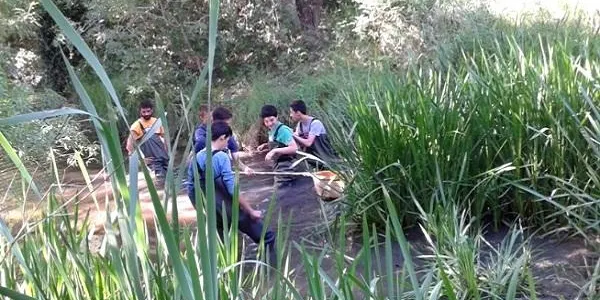Alumnes de 4t d’ESO de l’escola La Salle de Tarragona analitzen la qualitat de l’aigua del riu Gaià