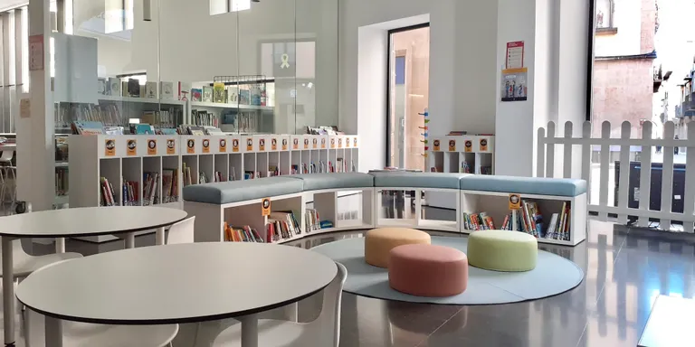 La Biblioteca convoca el 9è Concurs de punts de llibre per celebrar l'aniversari de l'equipament